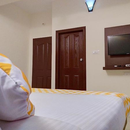 Oyo 10843 Hotel Rmv Savera Bangalore Ngoại thất bức ảnh